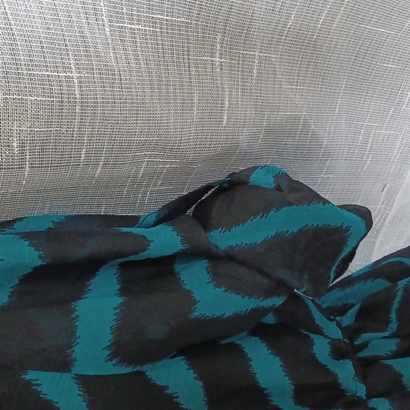 She's Cool sheer high low dress, Black/Torquoise, adjustable sleeve, semi-sheer - Picture 5 of 7